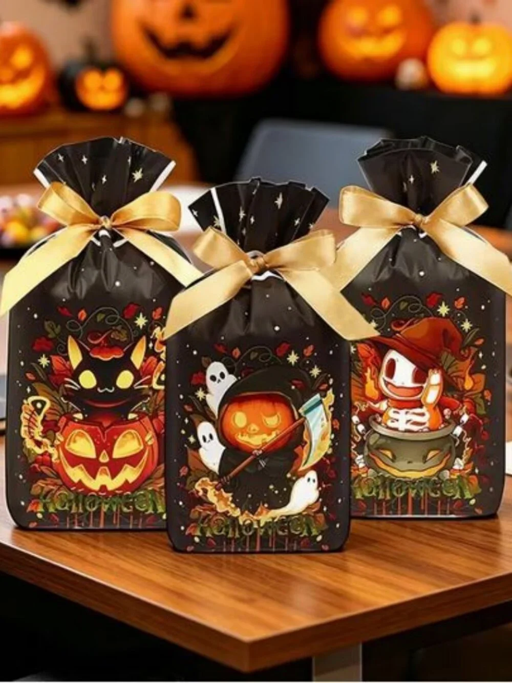 Halloween Witch Glam Gift Bag – Black & Gold Halloween Party Accessory Set